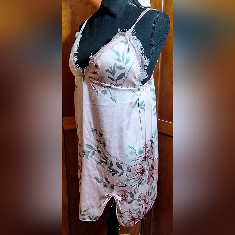 Floral Pink Lace Trim Chemise - Picture 3 of 6